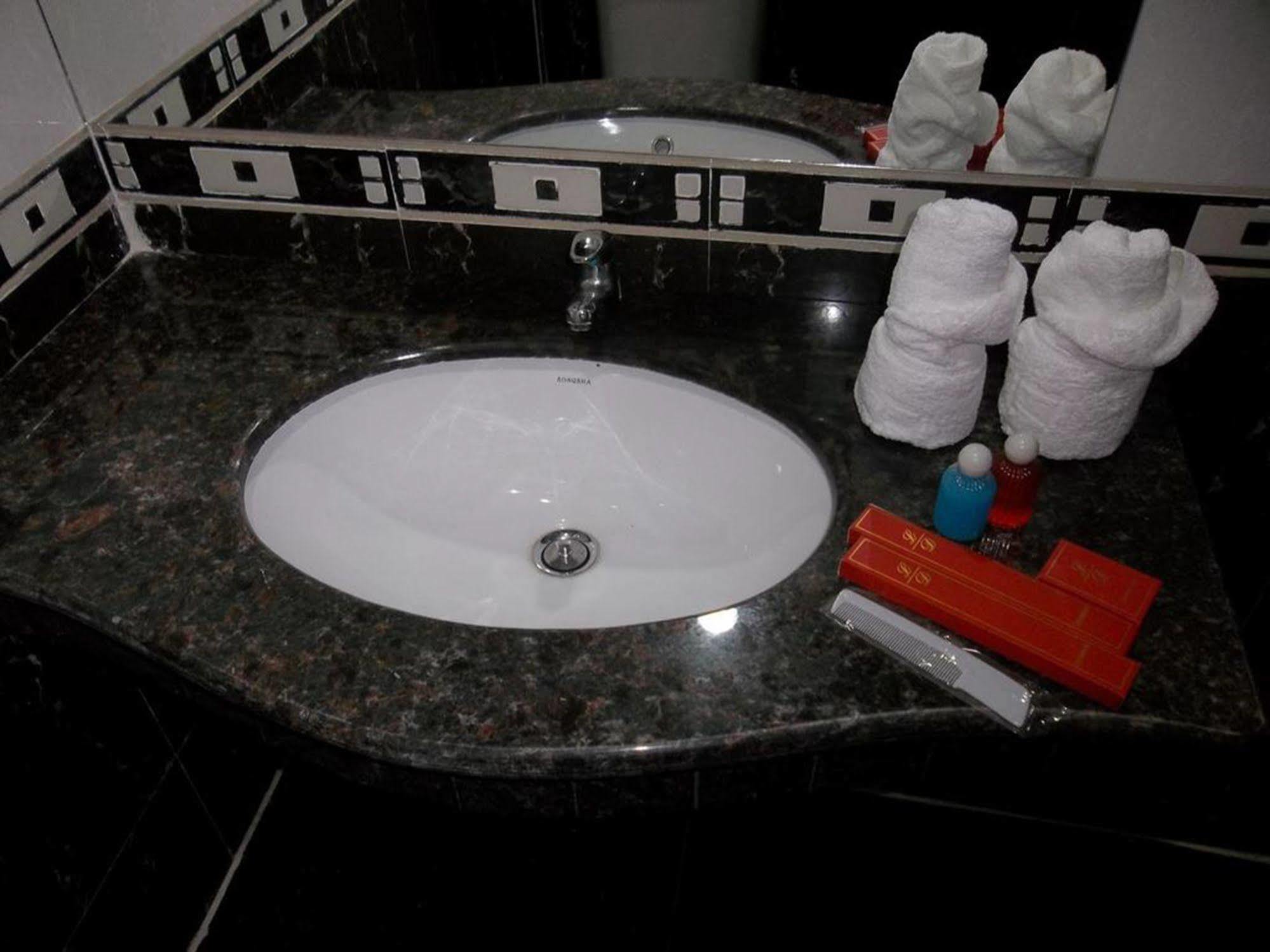 ויינטיאן La Ong Dao Hotel1 מראה חיצוני תמונה